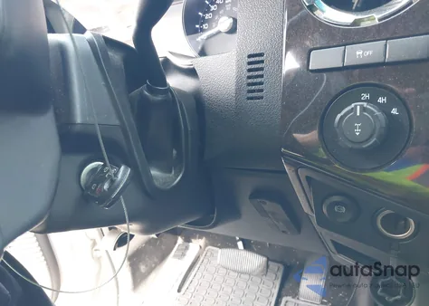 2015 Ford F-250 Lariat из США, поврежденный, VIN 1FT7W2BT3FEA37930